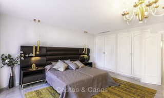 Gigantic, very stylish 4-bedroom penthouse apartment for sale in a prestigious beachside complex, Marbella - Estepona 14340 