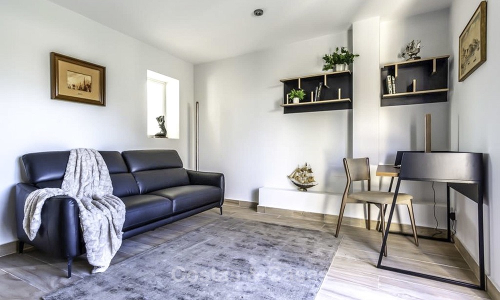Gigantic, very stylish 4-bedroom penthouse apartment for sale in a prestigious beachside complex, Marbella - Estepona 14351