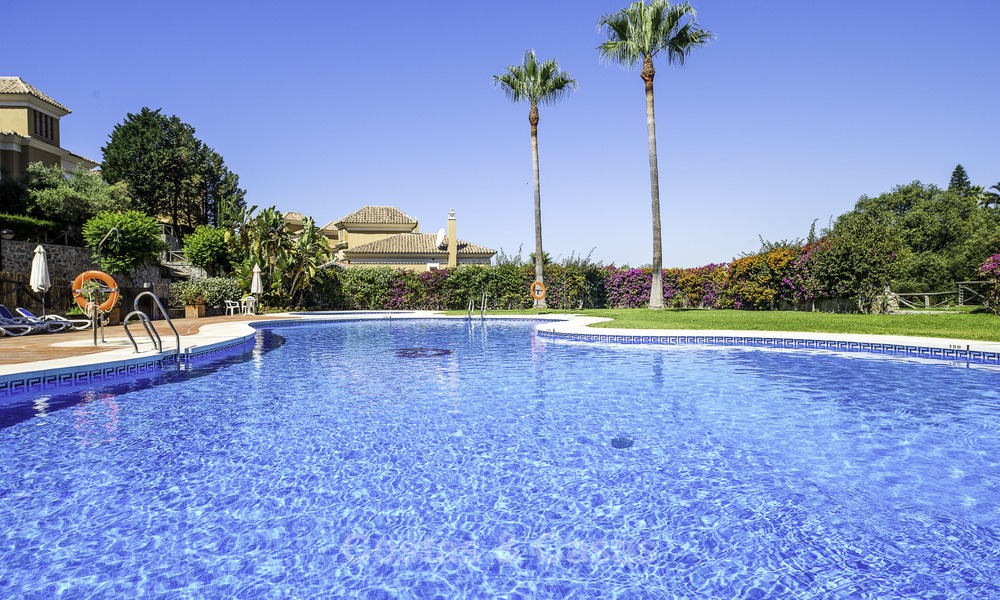 Recently renovated semi-detached house with spectacular views for sale, frontline golf, East Marbella 14695