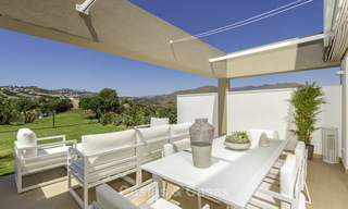 New, move-in ready, modern townhouses for sale on an acclaimed golf resort in Mijas, Costa del Sol. 10% discount! 15659 