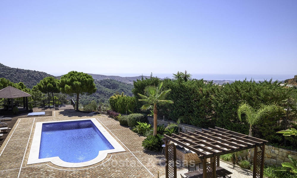 Charming rustic-modern luxury villa for sale with fantastic views in a gorgeous country estate, Benahavis - Marbella 16120