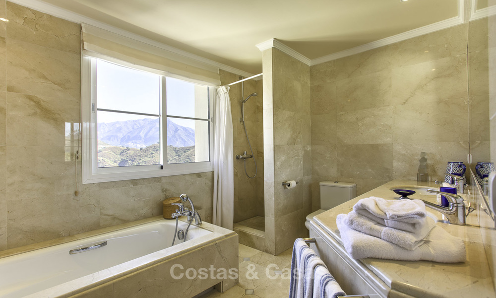 Charming modern-Mediterranean luxury villa for sale, frontline golf, Benahavis - Marbella 16299