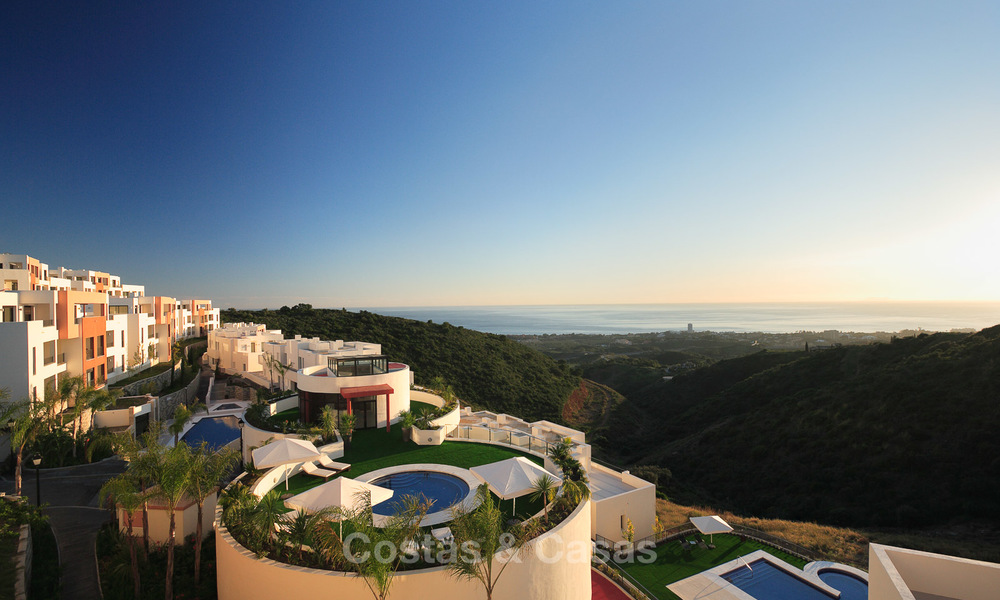 Modern move-in-ready 3-bed luxury apartment with sea and mountain views for sale in Marbella 16892