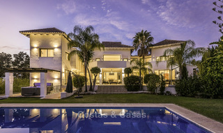 Modern-mediterranean luxury villa with guest quarters for sale, with sea views on the Golden Mile, Marbella 17040 