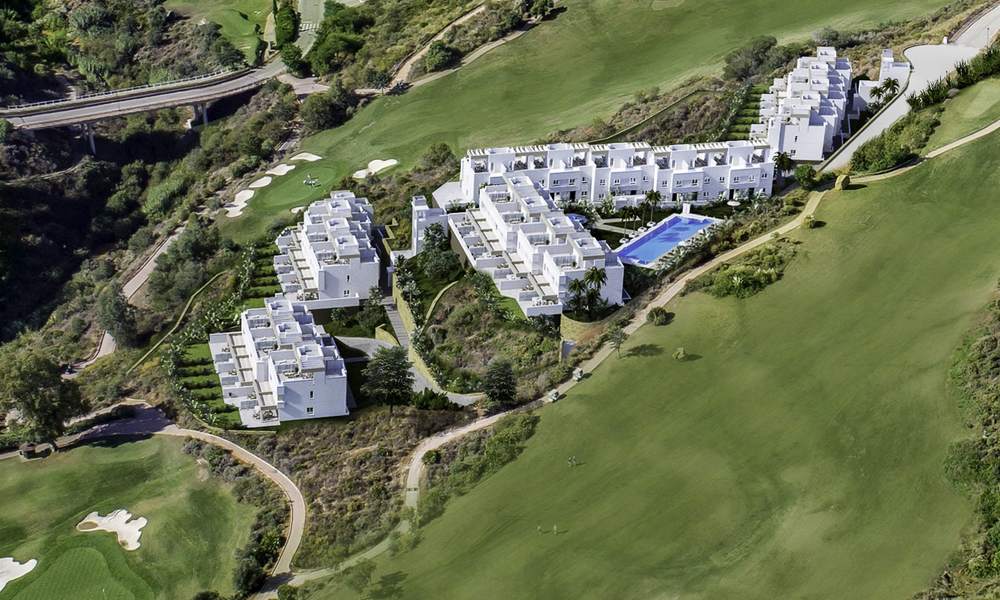 Spacious new built contemporary townhouses for sale, in a championship golf resort in Mijas 17769