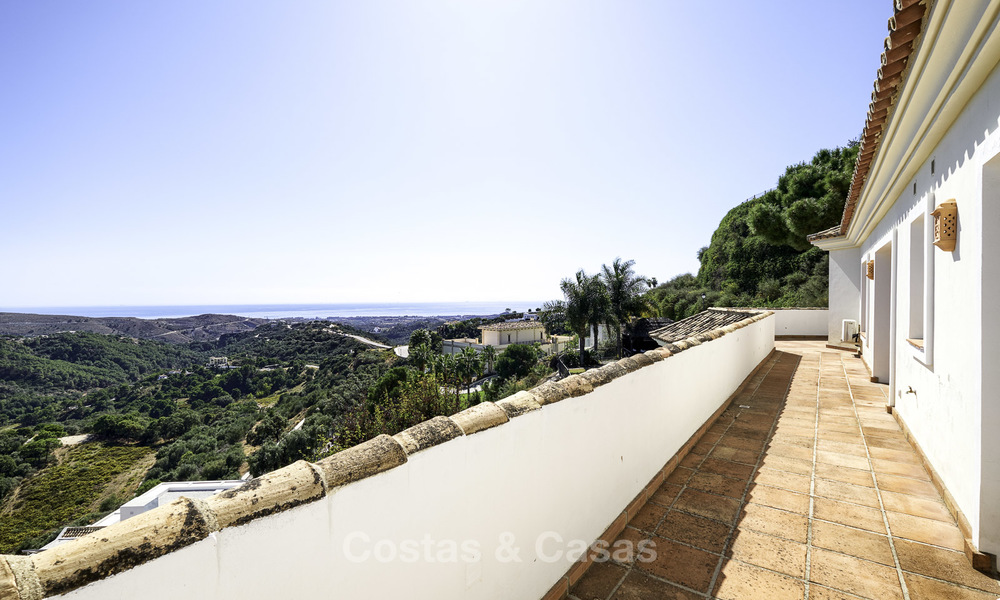 Charming Andalusian style villa in spectacular natural surroundings for sale in Benahavis - Marbella 18014