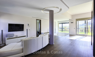 Very spacious, modern 4-bed penthouse on a golf course for sale, with panoramic views, Mijas, Costa del Sol 19032 