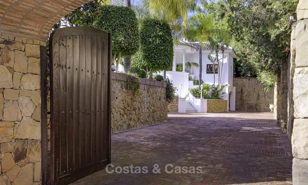 Charming Italian rustic villa on a double plot for sale, completely renovated, Marbella - Estepona 19319