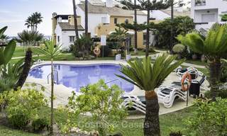 Attractive apartment for sale in a looked after beachfront complex, East Marbella 19592 