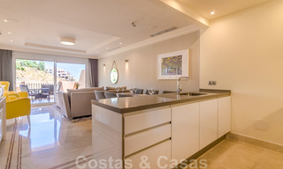 Spacious, fully renovated apartment with sea views for sale in a prestigious complex with many amenities in Nueva Andalucia, Marbella 20201 