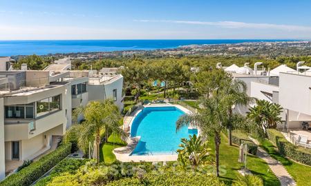 Exceptional luxury villas with sea views for sale, in an exclusive complex in the Golden Mile, Marbella 20873