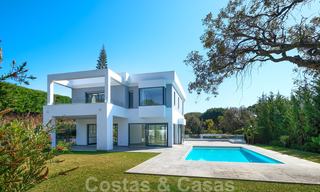 Exquisite new contemporary villa for sale, ready to move into, East Marbella 21798 