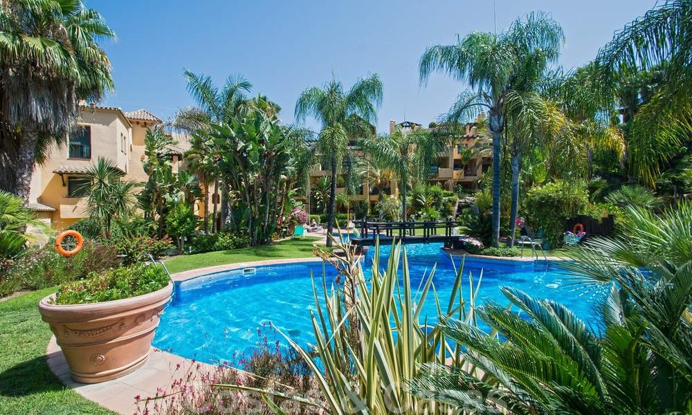 Attractive luxury penthouse for sale, priced to sell on the New Golden Mile between Marbella and Estepona 21903