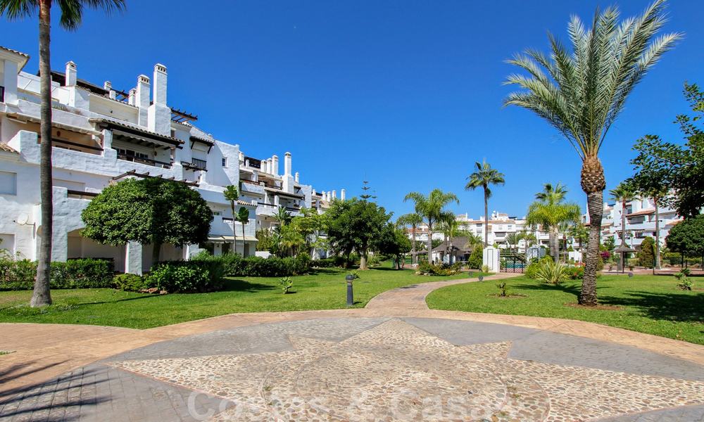 Recently renovated bright apartment for sale in a gorgeous beachfront complex, walking distance to the beach, amenities and San Pedro, Marbella 21940