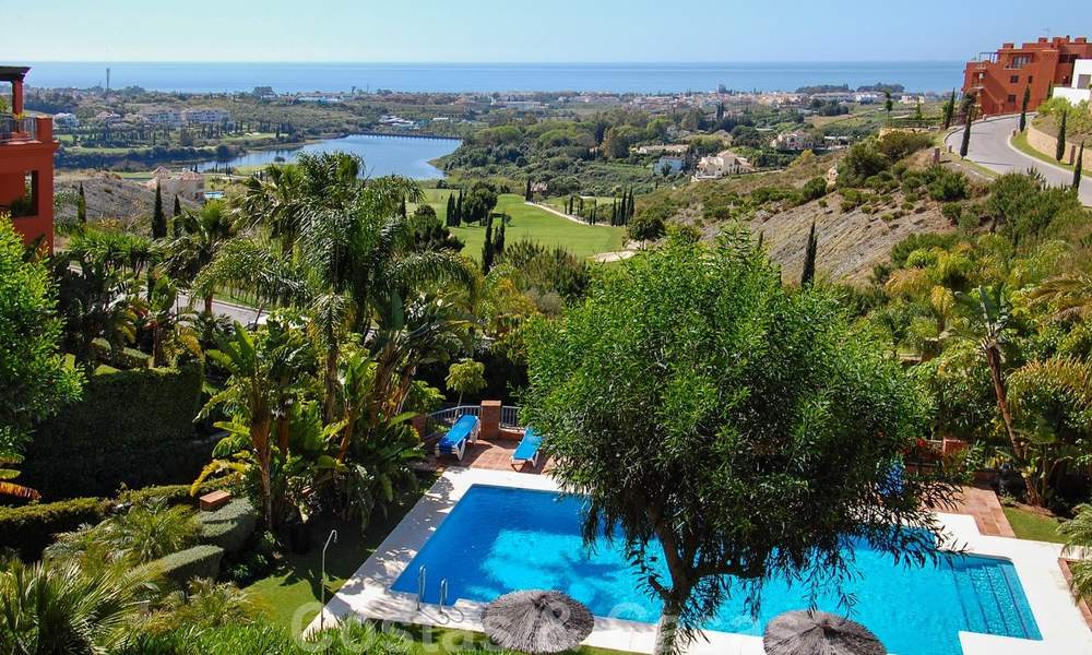 Luxury apartments for sale in Royal Flamingos with stunning views over the golf and sea in Marbella - Benahavis 23584
