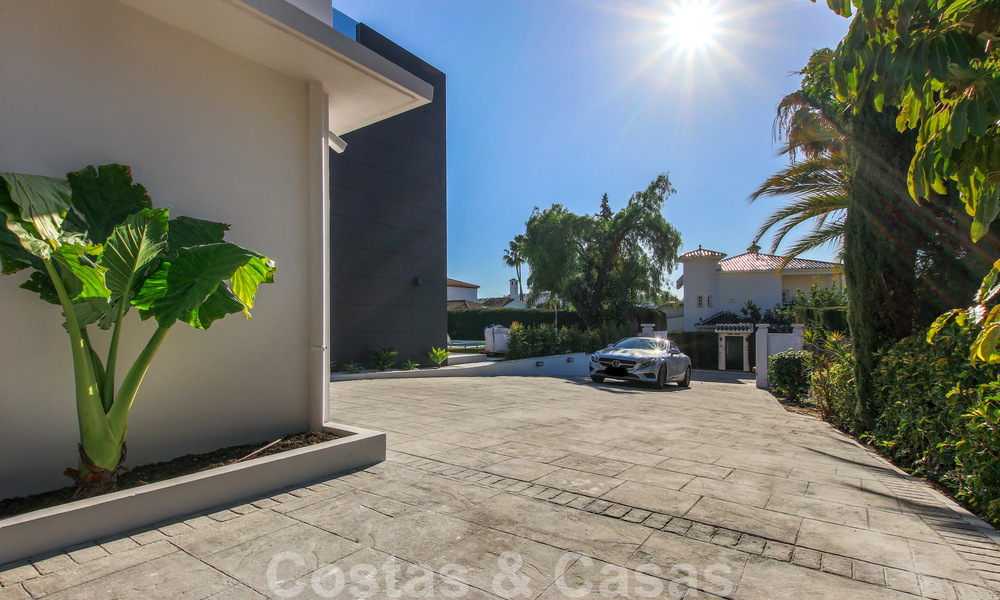 Ready to move into new modern luxury villa in gated and secured residential area for sale in Nueva Andalucia, Marbella. Open to reasonable offers! 23679