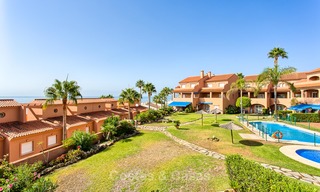 Penthouse apartment for sale in a front-line beach complex in Estepona 24633 