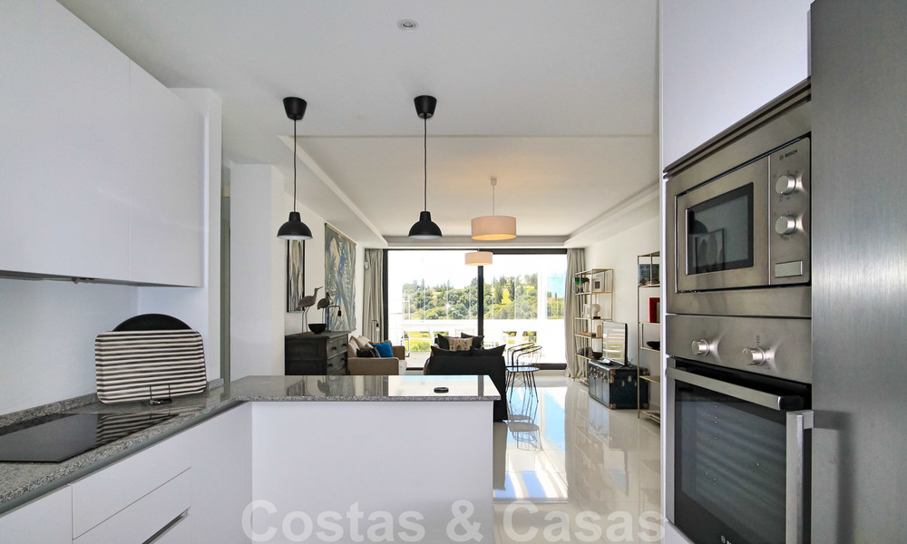 Modern penthouse apartment for sale overlooking the golf course and the Mediterranean Sea in Benahavis - Marbella 24866