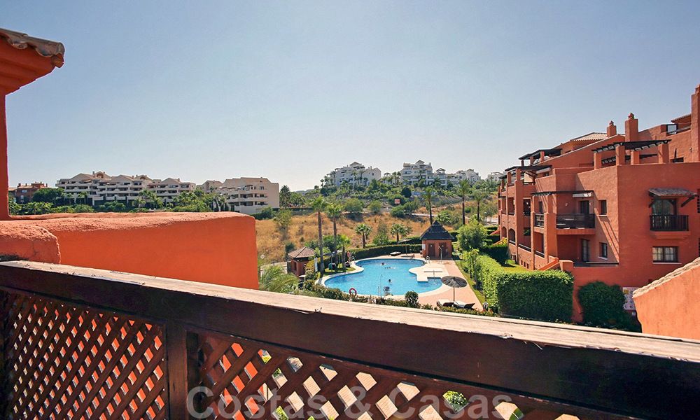 Spacious penthouse apartment for sale, with panoramic views in Marbella - Benahavis 26206