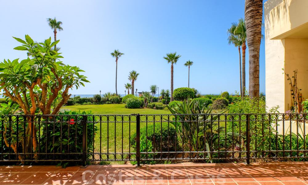 Luxury apartment for sale with open garden and sea views in a first line beach complex, on the New Golden Mile between Marbella and Estepona 26873