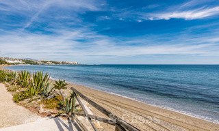 For sale, move-in ready, fully renovated beachfront villa with sea view in Estepona West 28895 