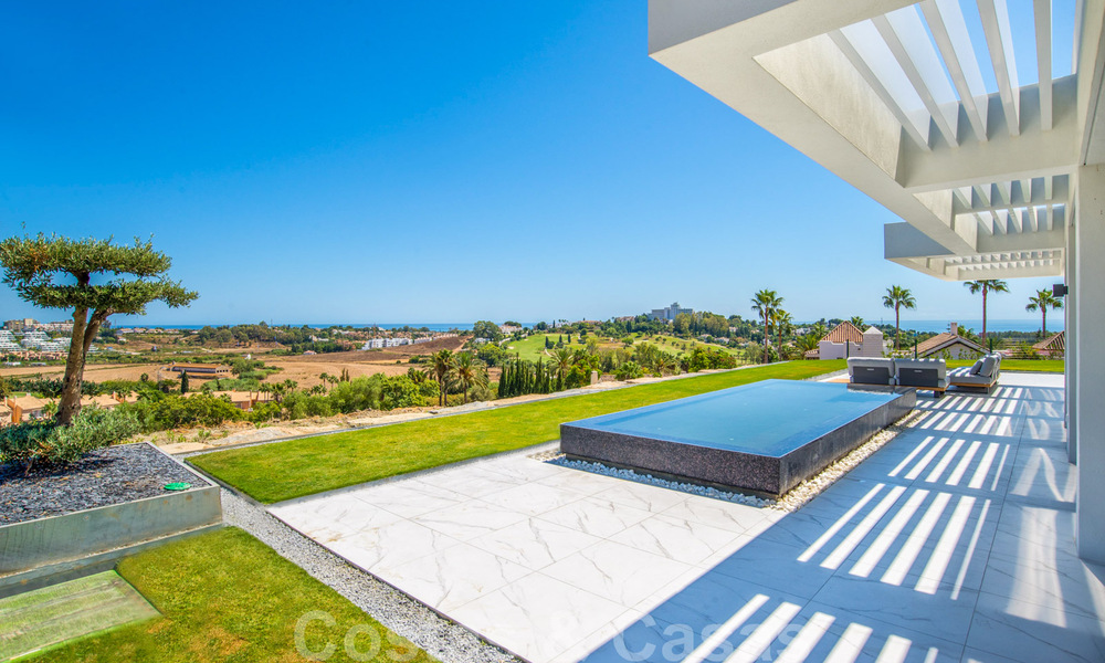 Spacious newly built apartment for sale with private pool in a gated resort in Benahavis - Marbella 29072