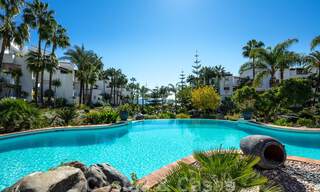 Luxurious fully renovated apartment with stunning sea views for sale in Puente Romano - Golden Mile, Marbella 29907 