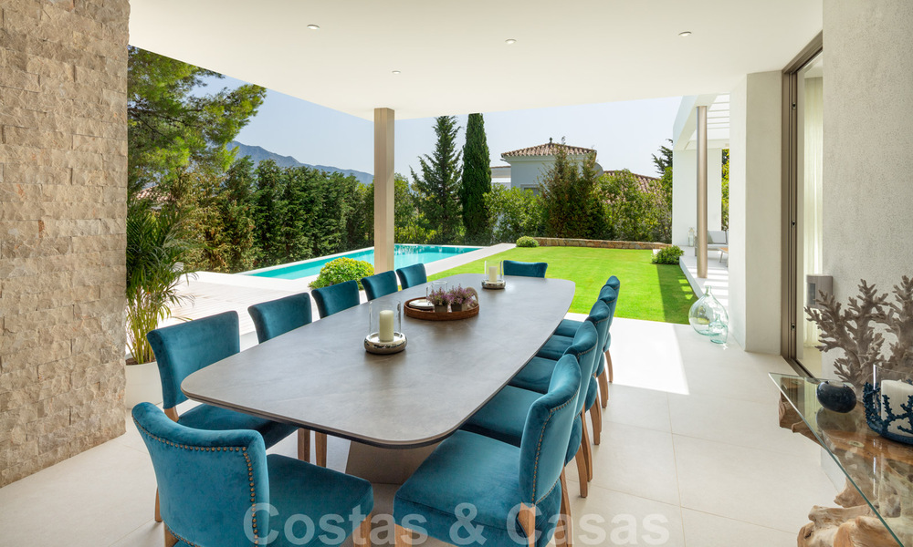 Elegant new built villa for sale with beautiful views of the La Concha mountain in Nueva Andalucia - Marbella 30067