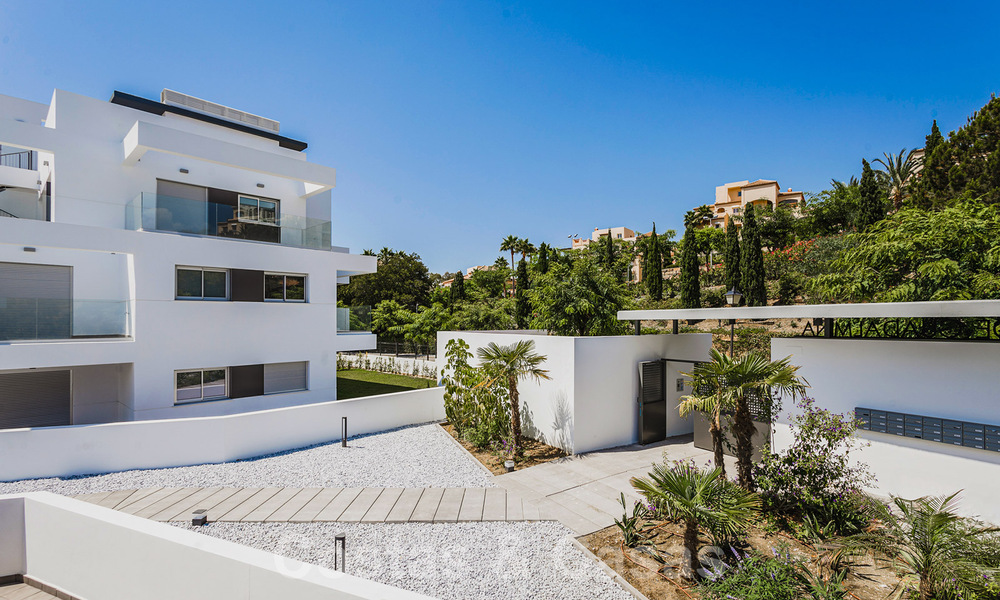 Ready to move in new modern penthouse corner flat for sale in Benahavis - Marbella 30257