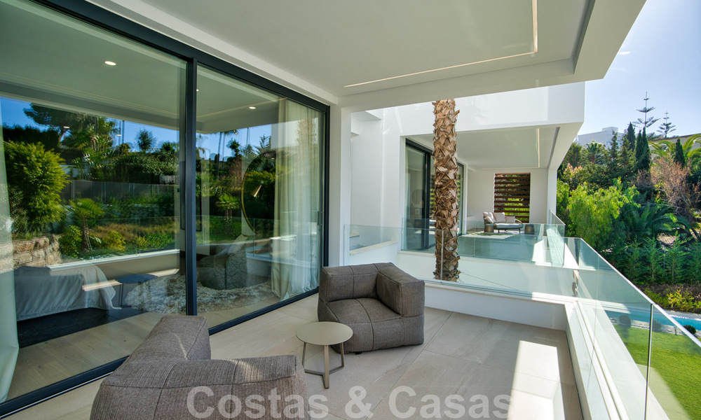 Ready to move in modern villa for sale within walking distance to amenities and Puerto Banus in Nueva Andalucia, Marbella 30698