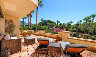 Spacious apartment with a large terrace for sale in a complex on the Golden Mile in Marbella 31360 