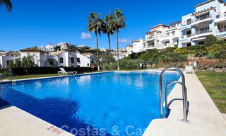 Well maintained, 3 bedroom apartment with golf views for sale in a sought-after golf complex in Benahavis - Marbella 32295 