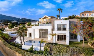 Ready to move in, new modern luxury villa for sale with sea views in Marbella - Benahavis in gated community 33585 