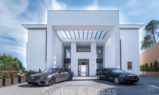 Exclusive and high-tech modern style villa with panoramic sea views for sale, in a prestigious urbanization in Benahavis - Marbella. Completed. 34432 