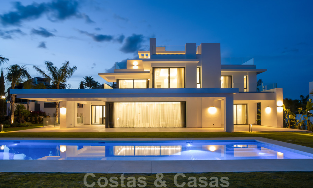 Ready to move in, modern new build villa for sale in a five star golf resort in Marbella - Benahavis 34542