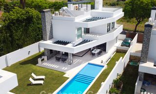 Ready to move in, contemporary villa for sale just steps from the beach and beach clubs and within walking distance of the promenade and center of San Pedro, Marbella 36358 