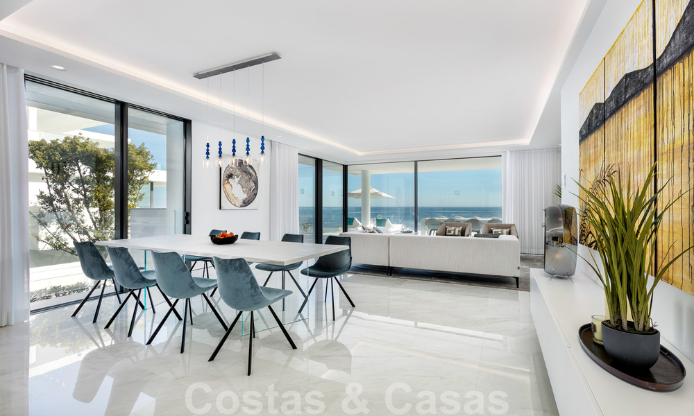 Sleek modern, luxury frontline beach apartment for sale in Emare, on the New Golden Mile, between Marbella and Estepona 36951