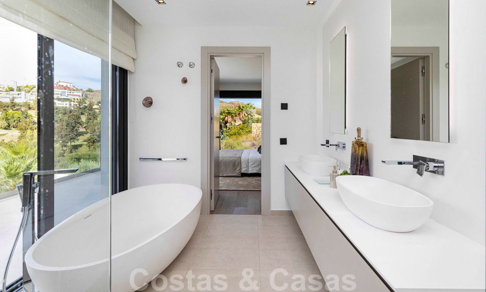 Ready to move into, modern luxury villa for sale, frontline golf in Benahavis - Marbella 37649