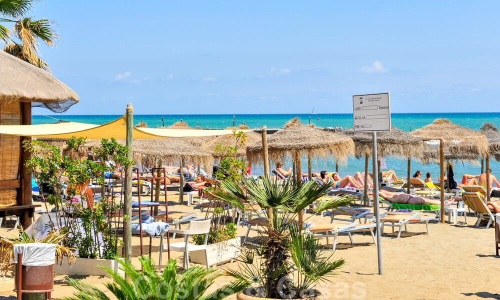 Frontline beach luxury apartment for sale with sea views in Puerto Banus, Marbella 37745