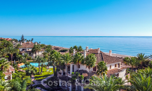 Stylish frontline beach penthouse for sale in Mediterranean style with sea views in Los Monteros, Marbella 38092