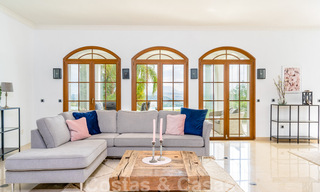 Elegant, Spanish luxury villa for sale on large plot in Mijas, Costa del Sol. Ready to move in. 38960 