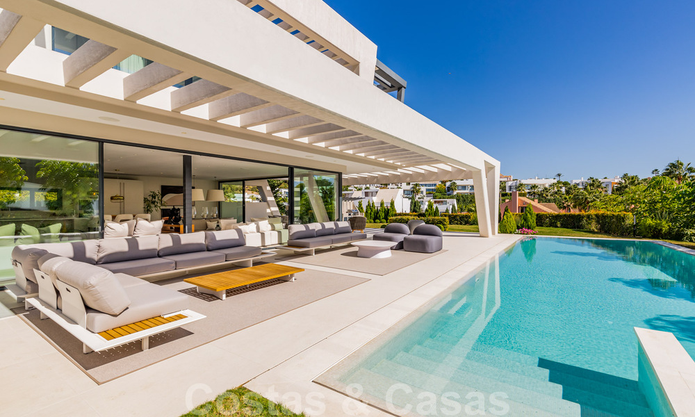 Turnkey, amazing, modern, contemporary villa for sale in Nueva Andalucia, Marbella 39896