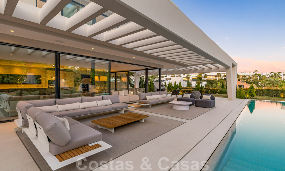 Turnkey, amazing, modern, contemporary villa for sale in Nueva Andalucia, Marbella 39908