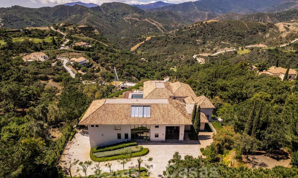 Modern luxury villa for sale with a designer interior, in the exclusive La Zagaleta Golf resort, Benahavis - Marbella 41231