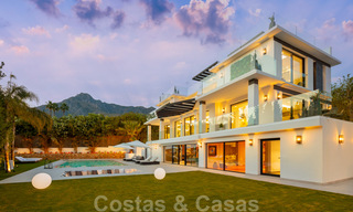 Contemporary luxury villa for sale with panoramic sea views and the La Concha mountain, on the Golden Mile of Marbella 41336 