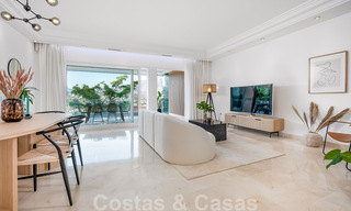 Renovated, modern apartment for sale with a spacious terrace in Nueva Andalucia, Marbella 41353 