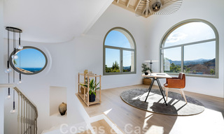 Prestigious luxury villa in Mediterranean style for sale with stunning panoramic sea views in Benahavis - Marbella 43481 