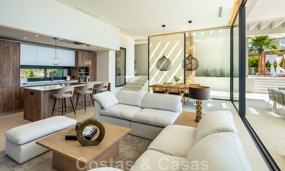 Luxury contemporary style villa for sale with sea views in Nueva Andalucia's golf valley in Marbella 43296