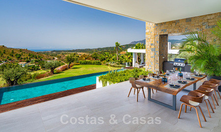 Phenomenal contemporary luxury villa for sale, directly next to the golf course with sea views in a gated golf resort in Marbella - Benahavis 43970