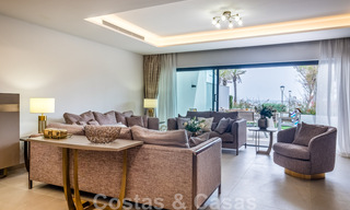 Move-in ready, modern townhouse with sea views for sale, right on the beach, a few minutes' walk from Estepona town 45395 
